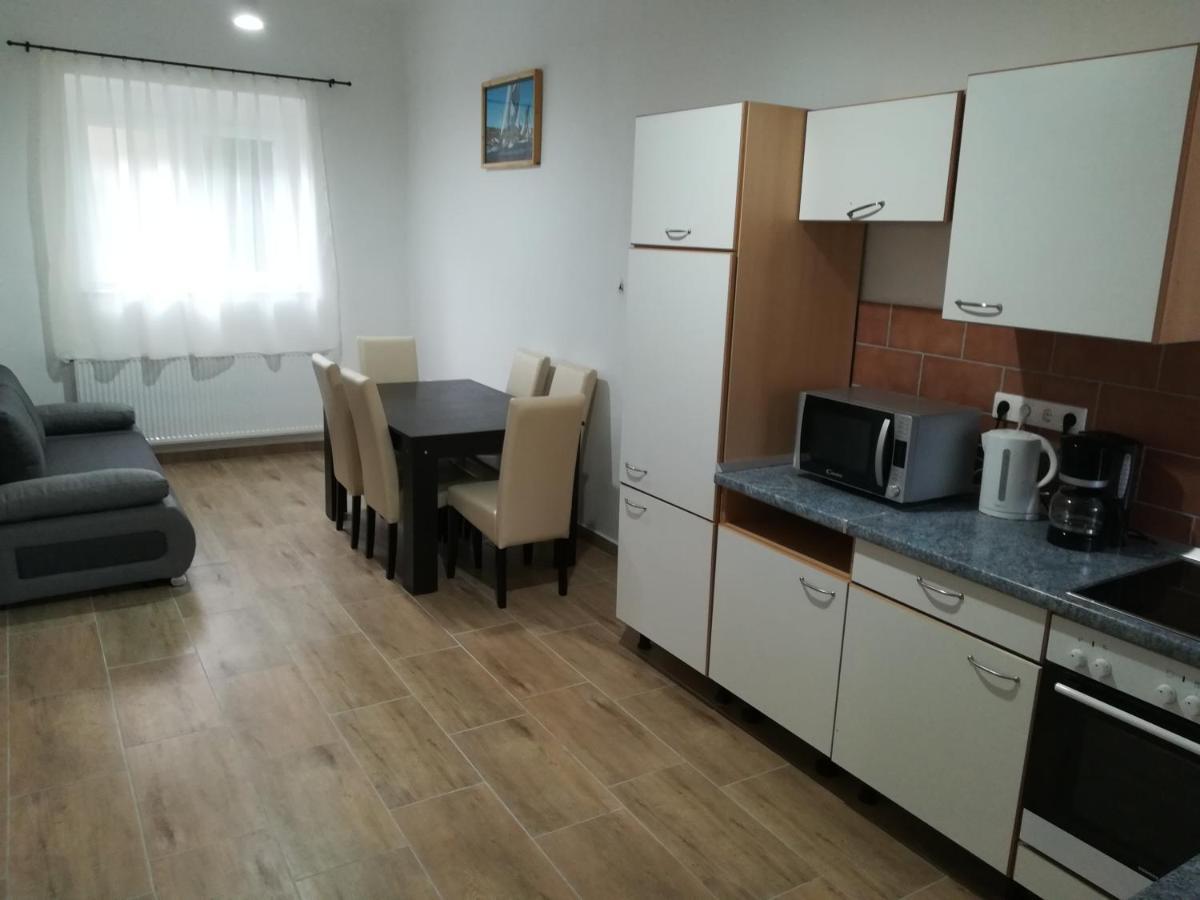 Suemegi Levendula Apartmanok Екстер'єр фото