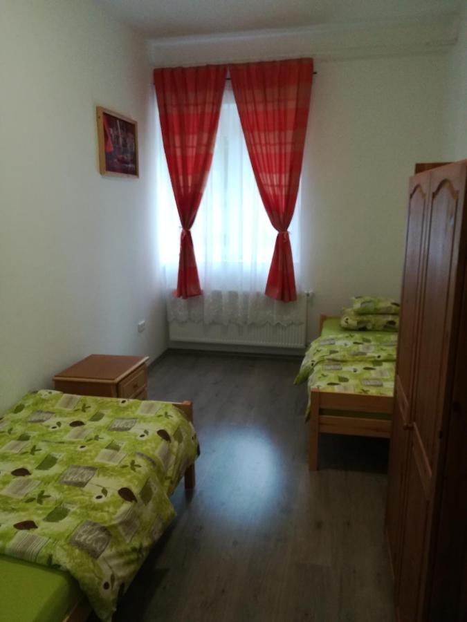 Suemegi Levendula Apartmanok Екстер'єр фото
